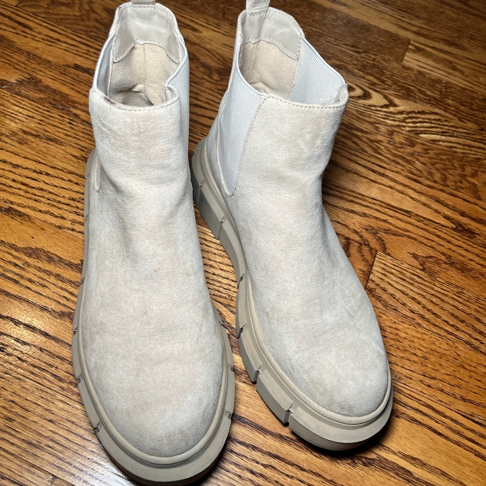 BP Cream Ankle Boots